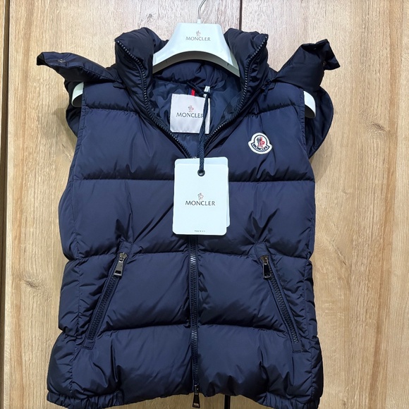 New with Tags Moncler Navy Down Gallinule Vest with Hood Size 0 XS - Picture 1 of 15